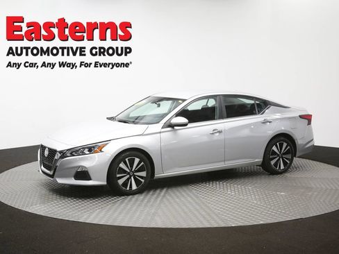 Used 2022 Nissan Altima 2.5 SV FWD image 57