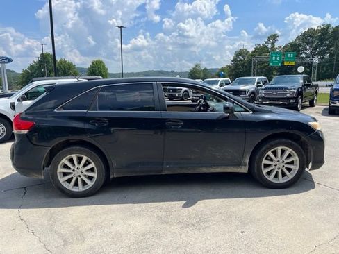 Used 2010 Toyota Venza FWD image 8
