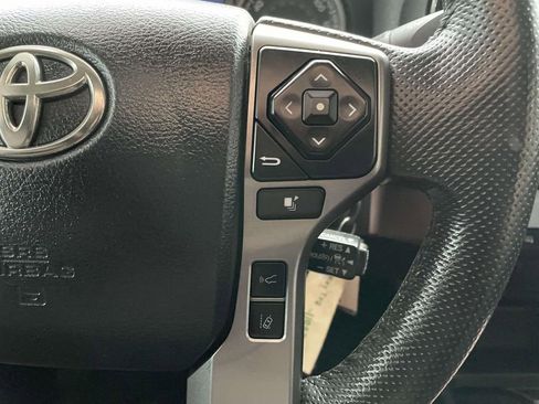 Used 2020 Toyota Tacoma SR5 image 31