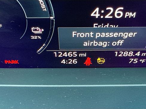 Used 2023 Audi Q4 e-tron Premium w/ Convenience Package image 38