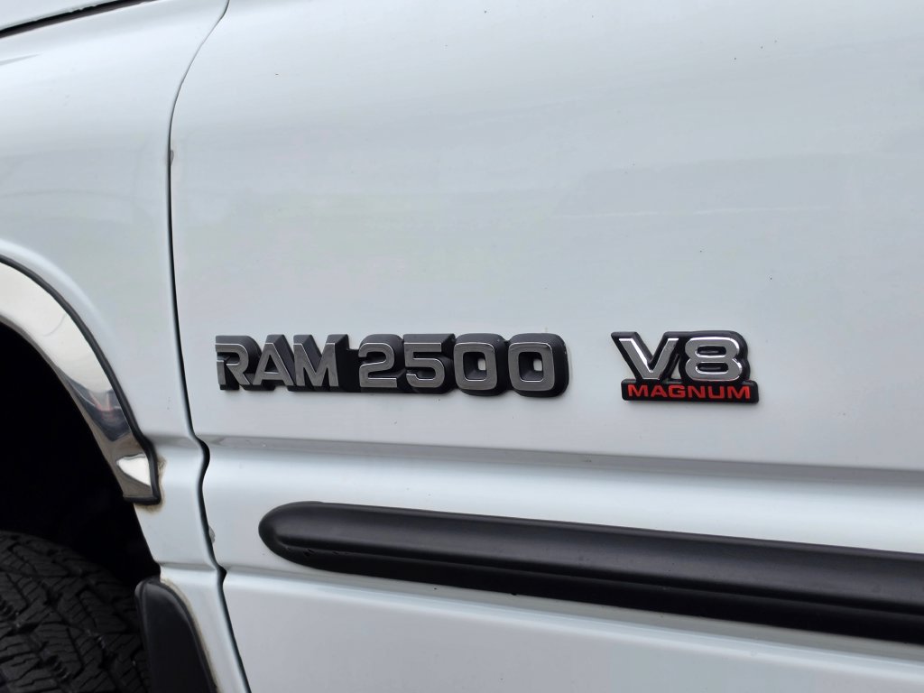Used 1999 Dodge Ram 2500 Truck 4x4 Quad Cab image 2
