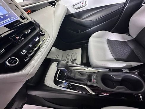 Used 2019 Toyota Corolla SE w/ SE Option Package FWD image 27