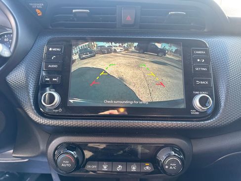 Used 2021 Nissan Kicks SV FWD image 19