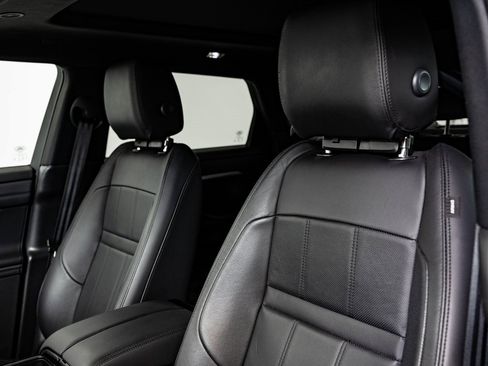 Used 2023 Land Rover Range Rover Evoque R-Dynamic SE image 24