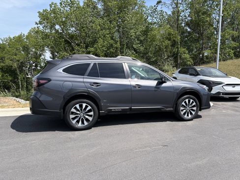 Certified 2024 Subaru Outback Limited AWD/4WD image 8