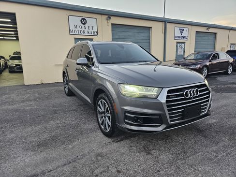Used 2017 Audi Q7 3.0T Premium Plus image 2