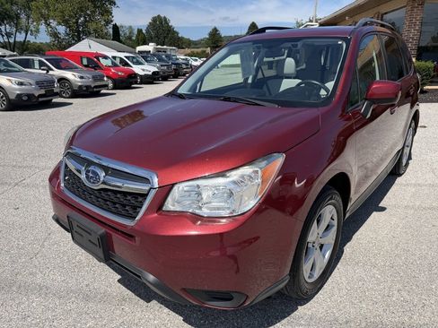 Used 2015 Subaru Forester 2.5i Premium AWD/4WD image 3