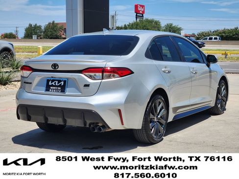 Used 2025 Toyota Corolla SE FWD image 4
