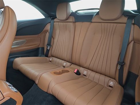 Used 2023 Mercedes-Benz E 450 4MATIC Cabriolet image 17