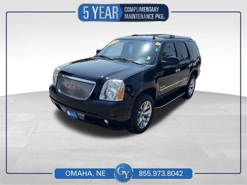 Used 2014 GMC Yukon Denali AWD/4WD image 1