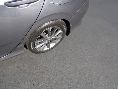 Used 2021 Honda Civic EX image 32