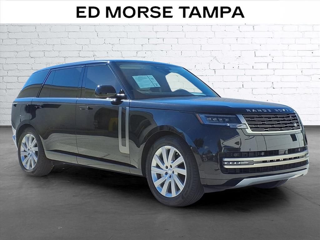 Used 2025 Land Rover Range Rover Long Wheelbase SE AWD/4WD image 5