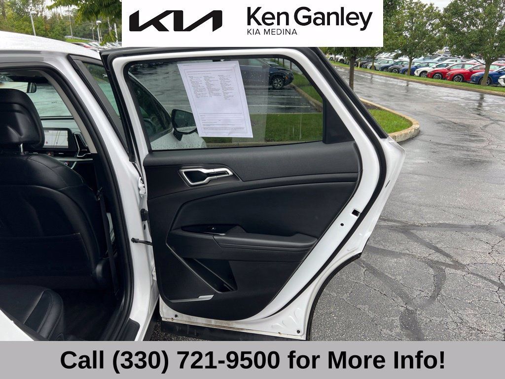 Certified 2024 Kia Sportage EX FWD image 52