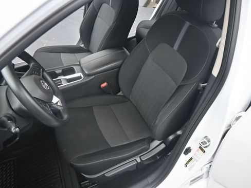 Used 2024 Nissan Sentra SV image 14