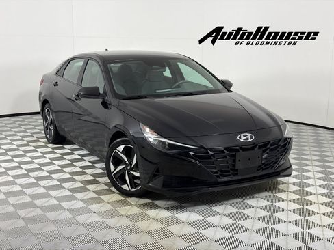 Used 2023 Hyundai Elantra SEL w/ Convenience Package FWD image 1