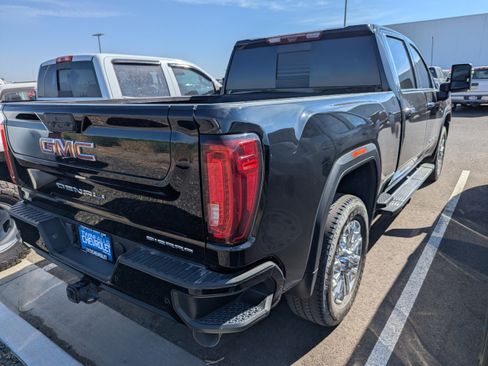 Used 2020 GMC Sierra 2500 Denali w/ Denali Ultimate Package AWD/4WD image 5
