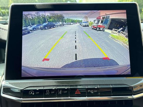 Used 2022 Jeep Compass Limited image 18