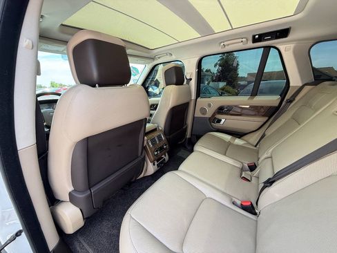 Used 2019 Land Rover Range Rover HSE AWD/4WD image 12