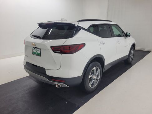 Used 2024 Chevrolet Blazer LT w/ Convenience Package FWD image 9