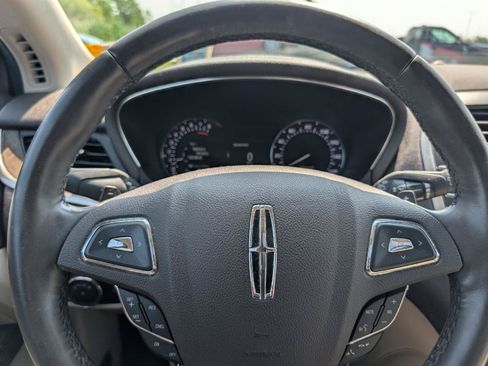 Used 2019 Lincoln MKC Reserve w/ MKC Climate Package AWD/4WD image 10