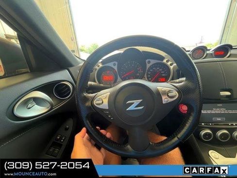 Used 2020 Nissan 370Z Coupe RWD image 17