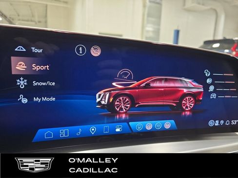 New 2026 Cadillac Lyriq Signature Luxury image 24