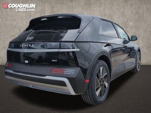 New 2026 Hyundai Ioniq 5 SE image 8