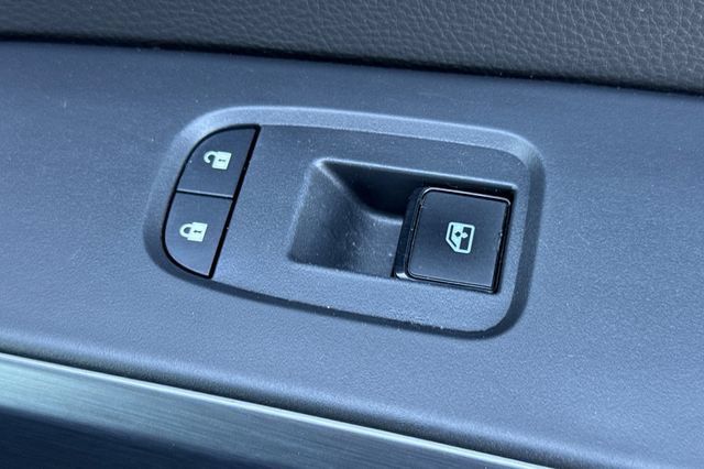 Used 2024 Nissan Pathfinder Rock Creek AWD/4WD image 23