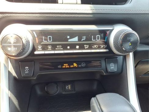 Used 2024 Toyota RAV4 XLE AWD/4WD image 24