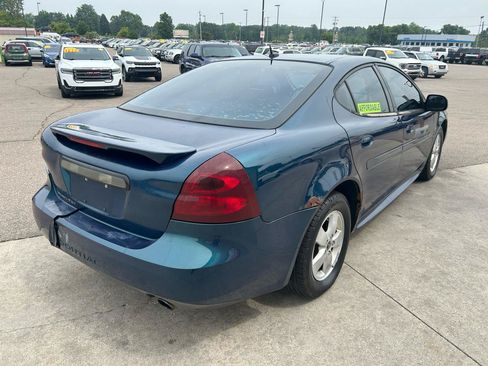 Used 2006 Pontiac Grand Prix w/ Preferred Package FWD image 5