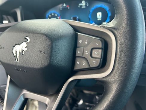 Used 2025 Ford Bronco Badlands AWD/4WD image 19