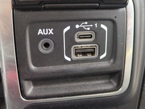 Used 2022 Jeep Wrangler Unlimited Sport w/ Xtreme Recon 35" Tire Package image 26