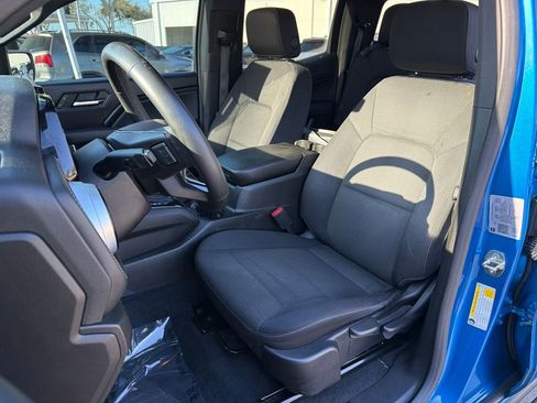 Used 2023 Chevrolet Colorado LT w/ LT Convenience Package image 30