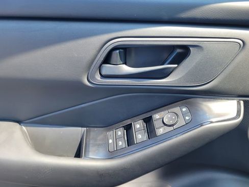 New 2026 Nissan Rogue S image 15