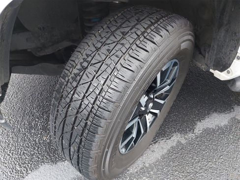 Used 2023 Toyota Tacoma TRD Sport image 40