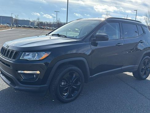 Used 2020 Jeep Compass Latitude image 13