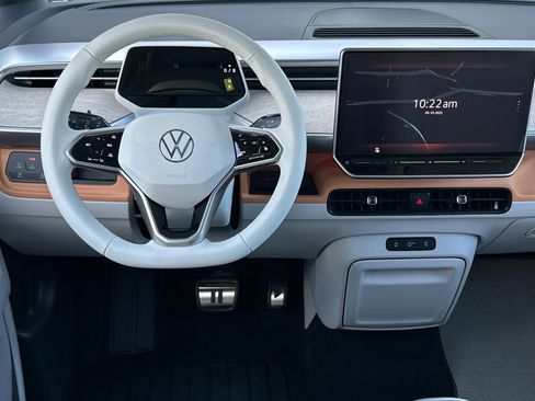 New 2025 Volkswagen ID. Buzz 1st Edition image 12
