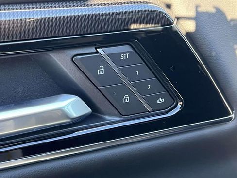 New 2026 GMC Yukon XL Elevation image 16