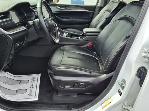 Used 2022 Jeep Grand Cherokee L Limited image 35