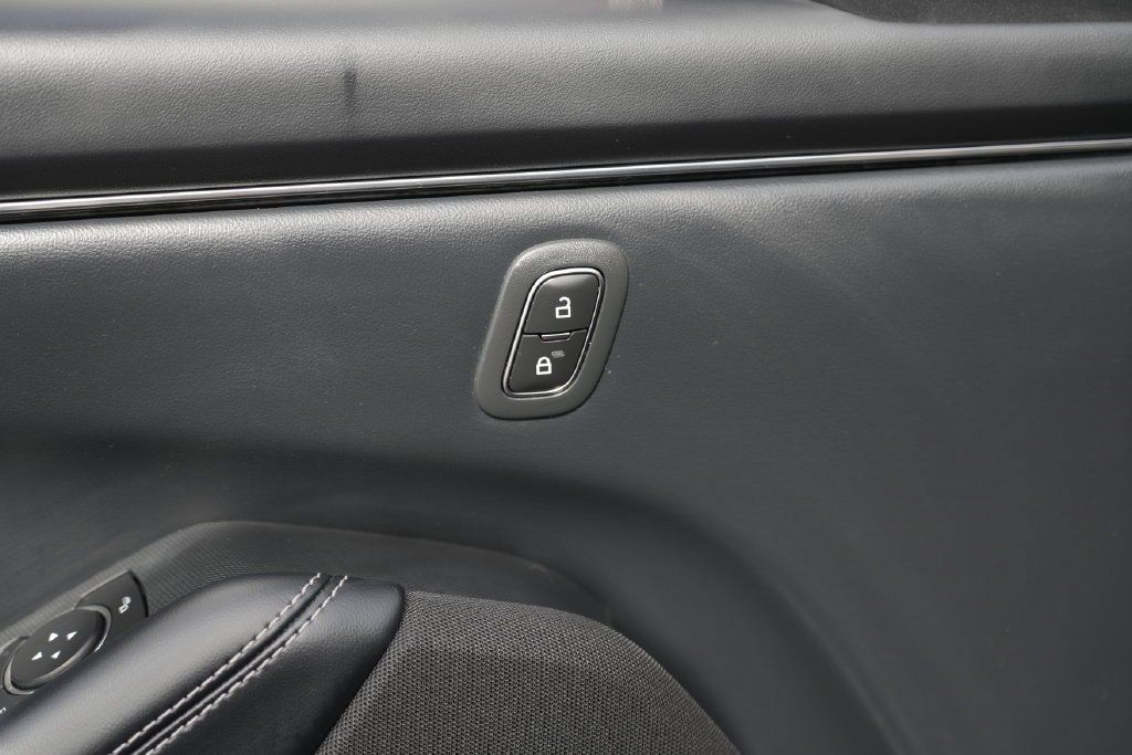 Used 2022 Ford Mustang Mach-E Select AWD/4WD image 19
