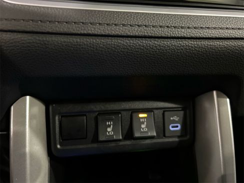 Used 2025 Toyota Corolla Cross AWD Hybrid w/ Convenience Package image 19