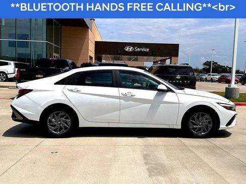 Used 2024 Hyundai Elantra SEL image 9