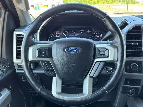 Used 2020 Ford F250 Lariat w/ Lariat Ultimate Package AWD/4WD image 36