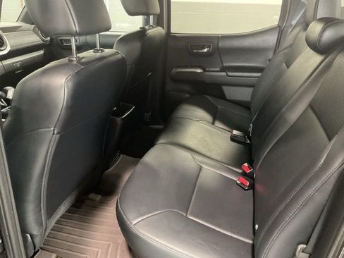 Used 2023 Toyota Tacoma Limited w/ Black Out Package (TMS) image 19