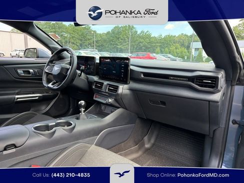 Used 2025 Ford Mustang GT RWD image 9