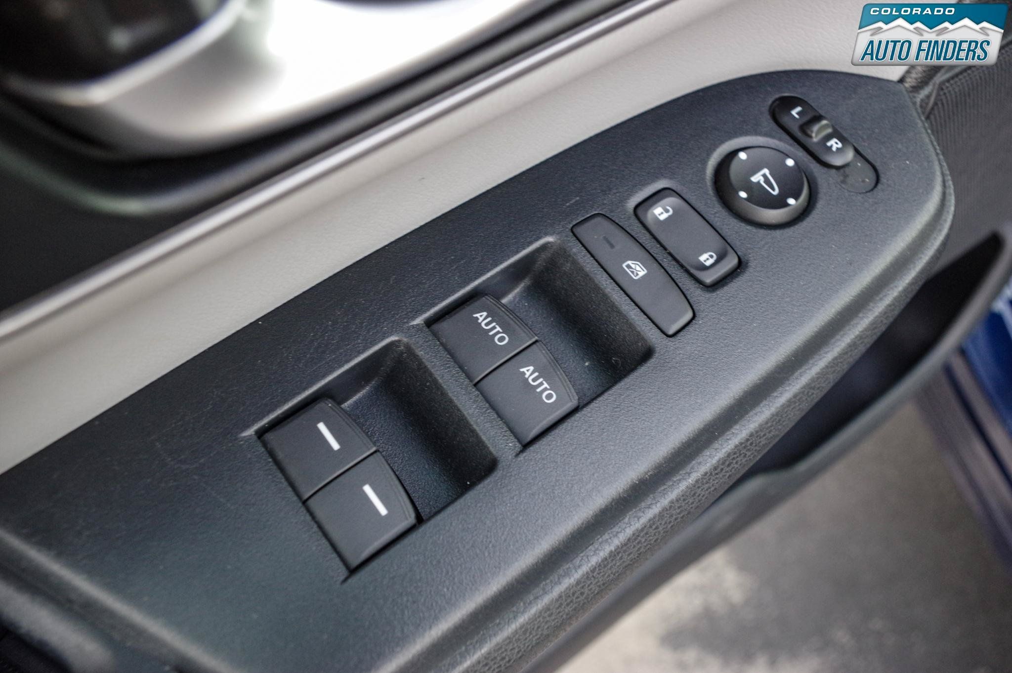 Used 2017 Honda CR-V EX-L image 11