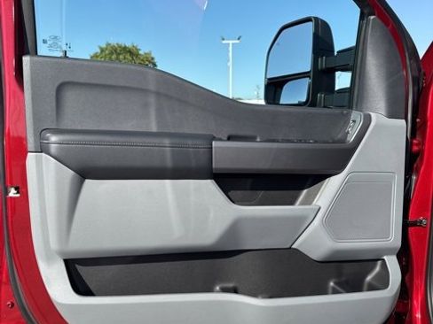 New 2026 Ford F250 XLT image 7