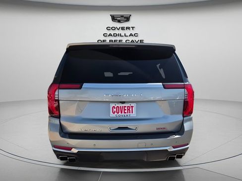 Used 2025 GMC Yukon XL Denali image 8
