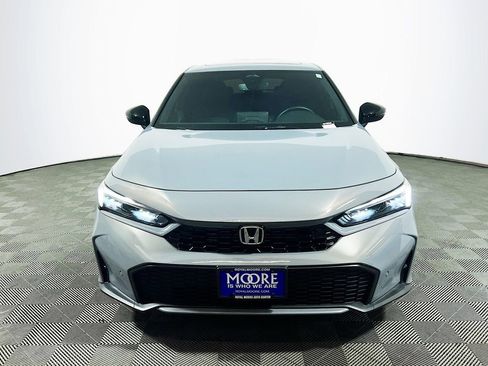 Used 2025 Honda Civic Sport Touring image 3