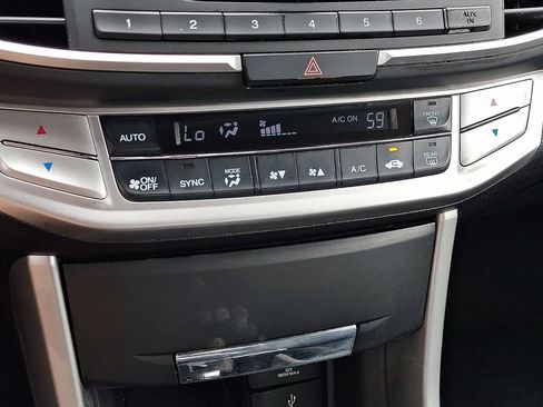 Used 2015 Honda Accord Sport image 17